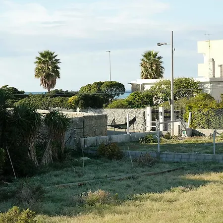 Casa Vacanze I Girasoli Apartment